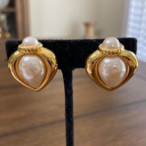 Joan Rivers gold and pearl clip earrings